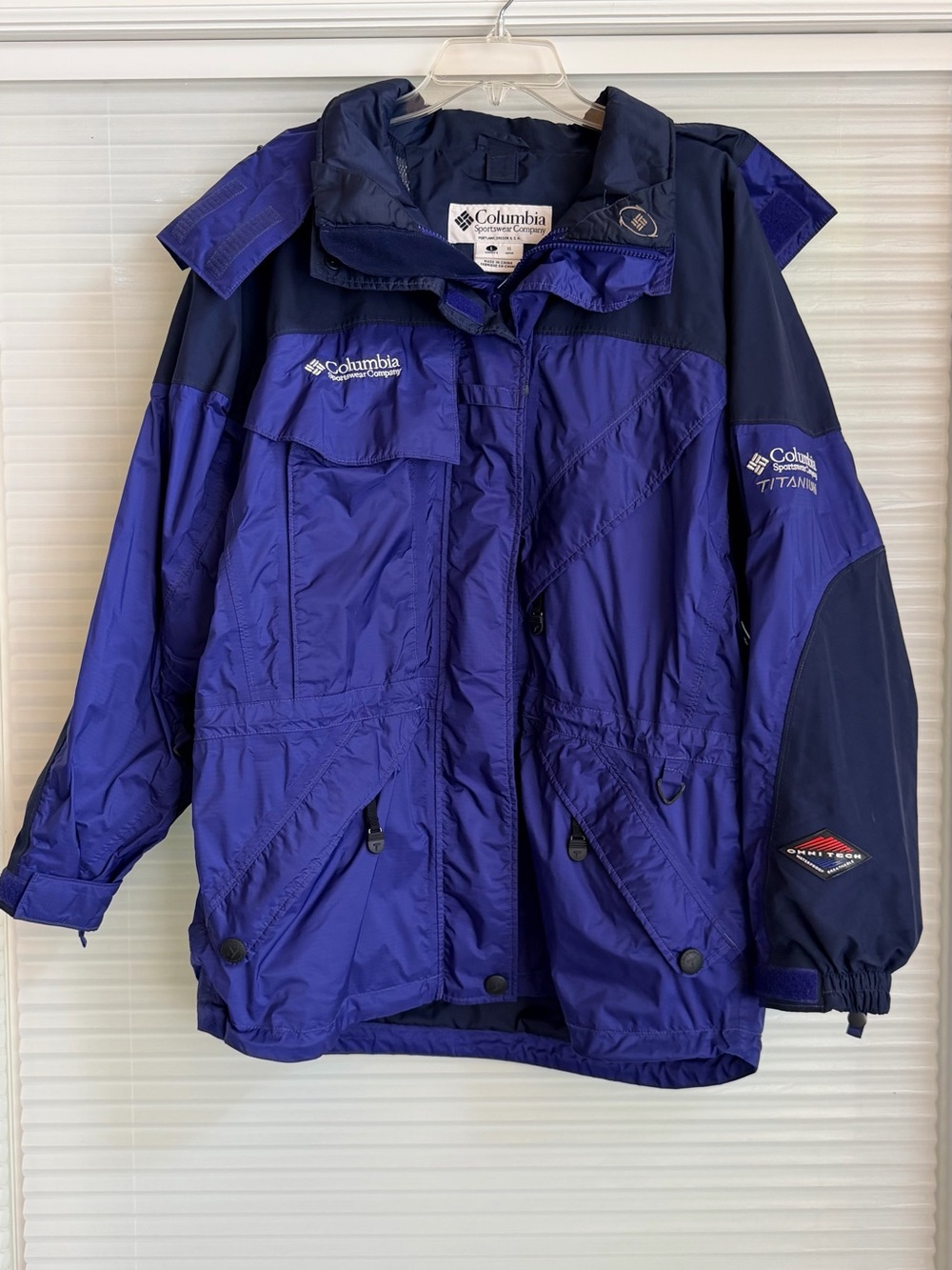 Women’s L Columbia Titanium Omni-Tech Jacket